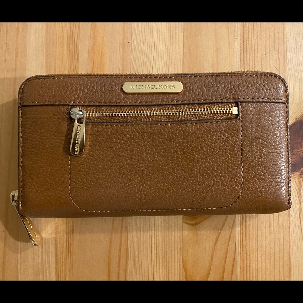 Michael Kors wallet